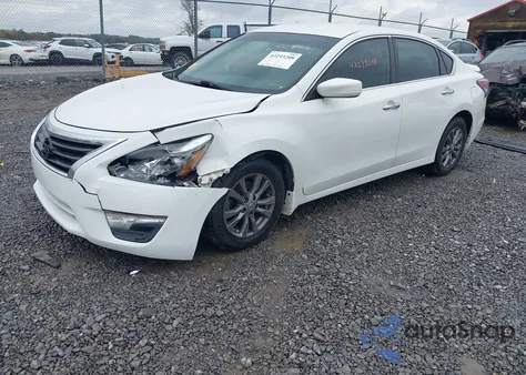 2015 Nissan Altima 2.5 S из США, поврежденный, VIN 1N4AL3AP7FC252480